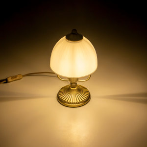Настольная лампа Адриана CL405813