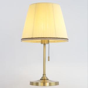 Настольная лампа Линц CL402733